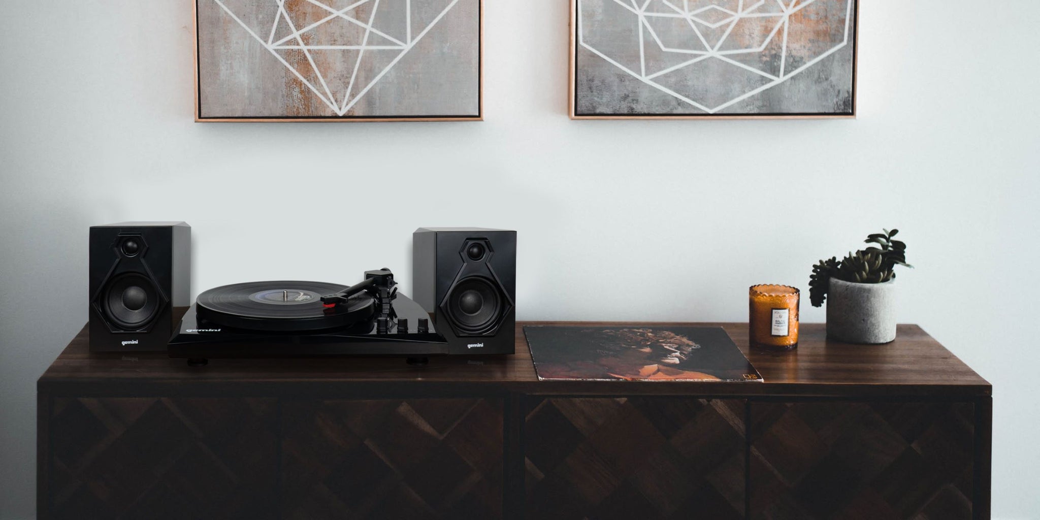 How To Set Up and Use a Record Player | Gemini Sound